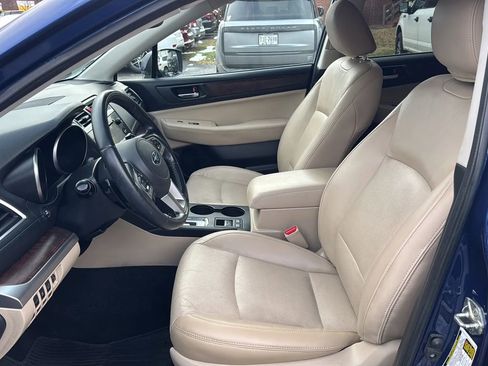 Used 2015 Subaru Outback 3.6R Limited image 10