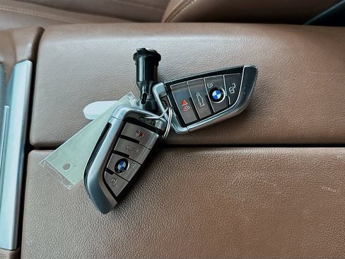 Used 2020 BMW X5 xDrive40i w/ Premium Package AWD/4WD image 26