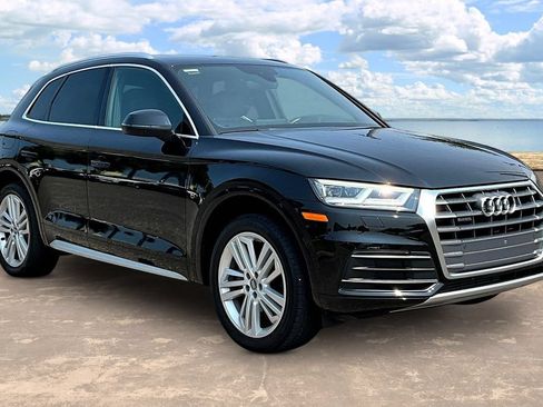 Used 2019 Audi Q5 2.0T Premium Plus w/ Premium Plus Package AWD/4WD image 3