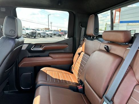 Used 2024 GMC Sierra 1500 Denali Ultimate image 86