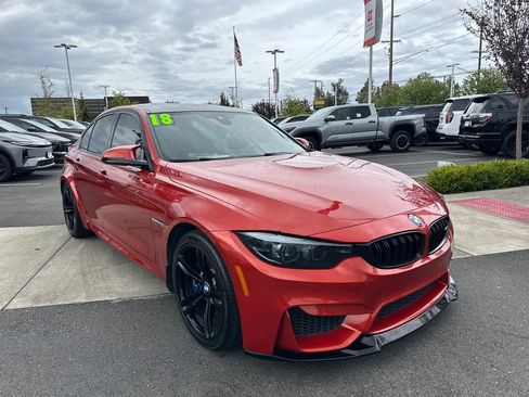 Used 2018 BMW M3 RWD image 7
