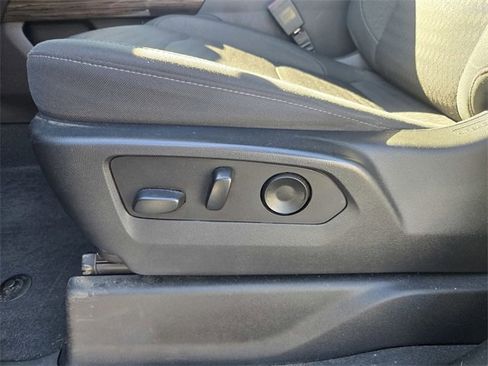 Used 2023 Chevrolet Silverado 1500 LT Trail Boss w/ Protection Package image 18