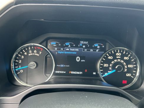 Used 2017 Ford F150 Lariat w/ Trailer Tow Package AWD/4WD image 25