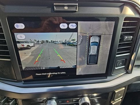 Used 2025 Ford F250 Lariat AWD/4WD image 18