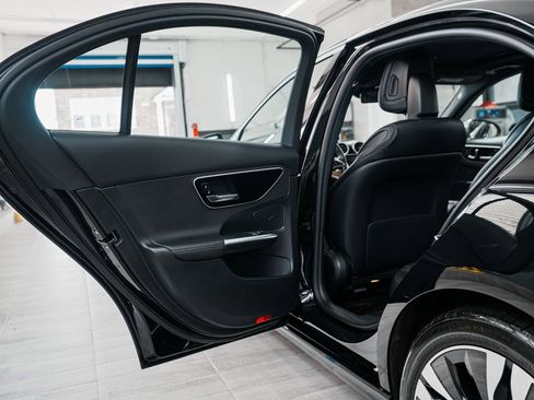 Used 2022 Mercedes-Benz C 300 4MATIC Sedan image 13