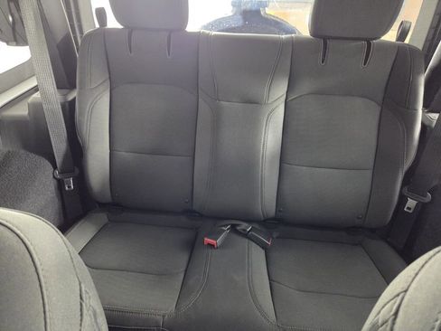 Used 2018 Jeep Wrangler Sport AWD/4WD image 22