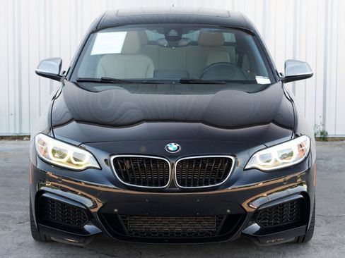 Used 2016 BMW M235i Coupe image 40