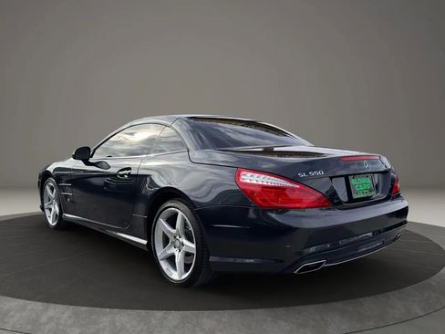 Used 2016 Mercedes-Benz SL 550 image 40