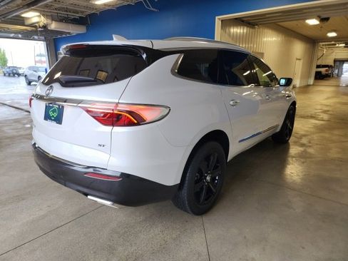 Certified 2023 Buick Enclave Essence w/ Experience Buick Package image 4