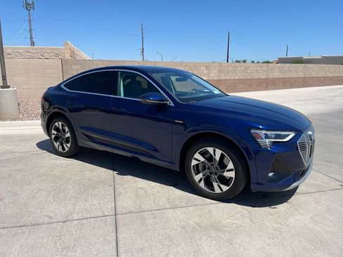 Used 2022 Audi e-tron Premium AWD/4WD image 4