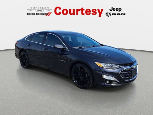 Used 2023 Chevrolet Malibu LT w/ Driver Confidence Package FWD image 1