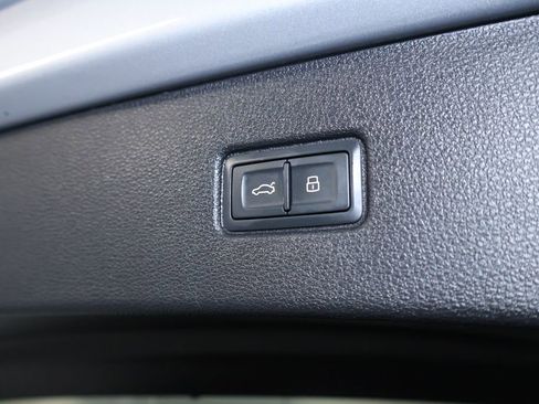 Used 2022 Audi Q7 3.0T Premium Plus w/ Premium Plus Package image 25