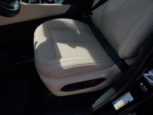 New 2026 Jeep Grand Cherokee L Limited RWD image 23
