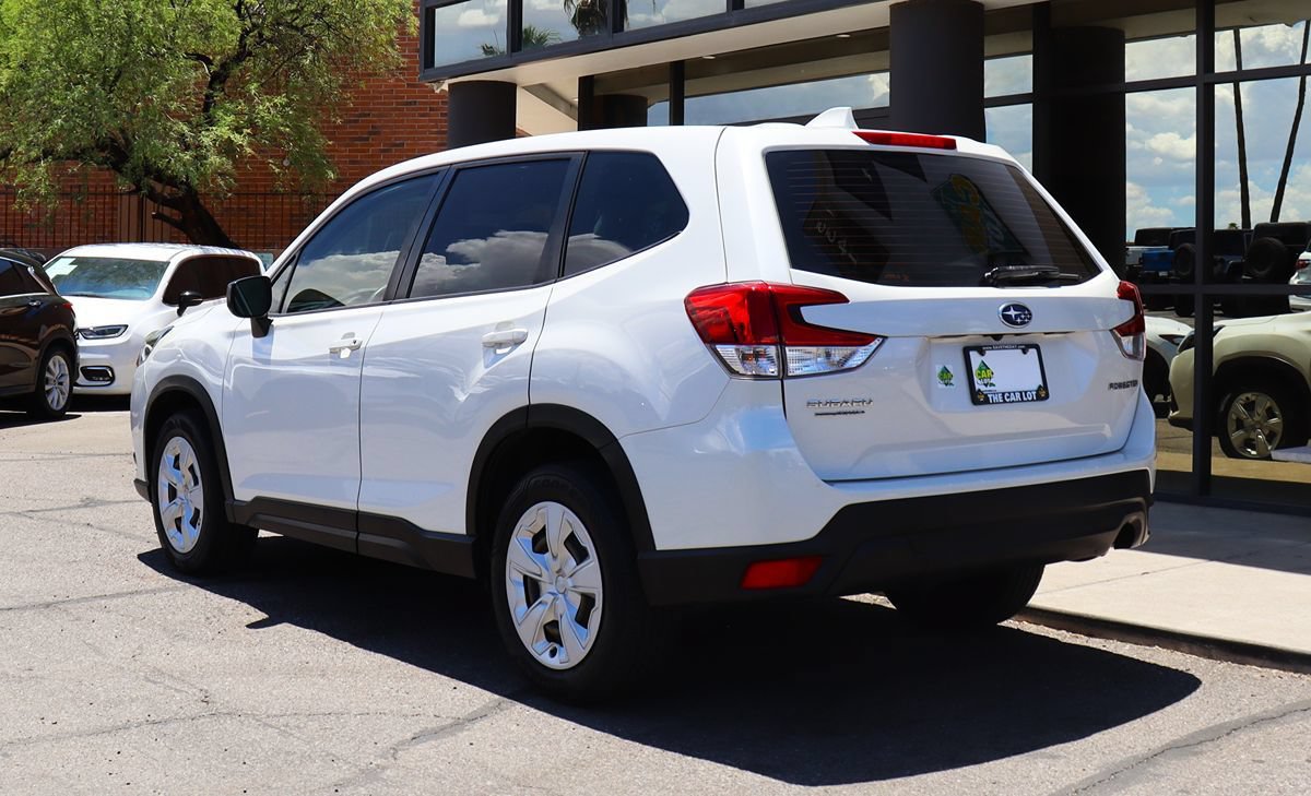 Used 2022 Subaru Forester AWD/4WD image 9