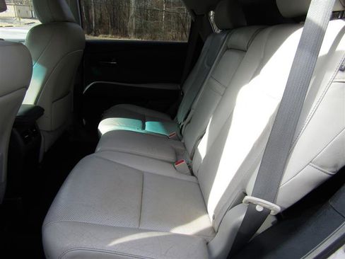 Used 2012 Lexus RX 450h AWD image 33