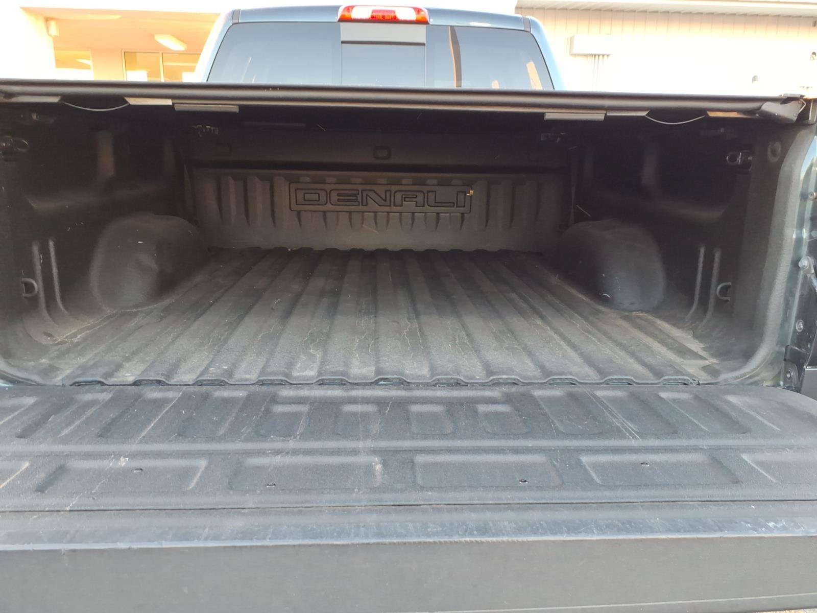 Used 2018 GMC Sierra 1500 Denali AWD/4WD image 5