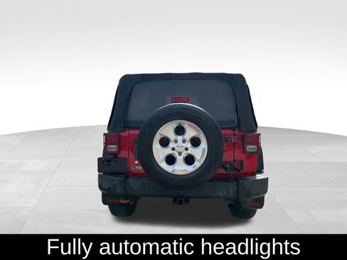 Used 2012 Jeep Wrangler Sahara w/ Connectivity Group image 7