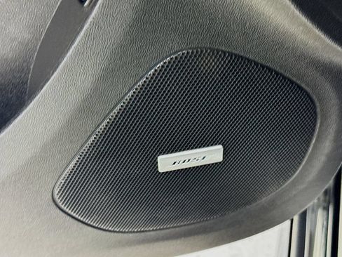 Used 2017 Chevrolet Volt LT w/ Comfort Package FWD image 23
