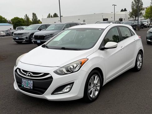 Used 2013 Hyundai Elantra GT FWD image 4