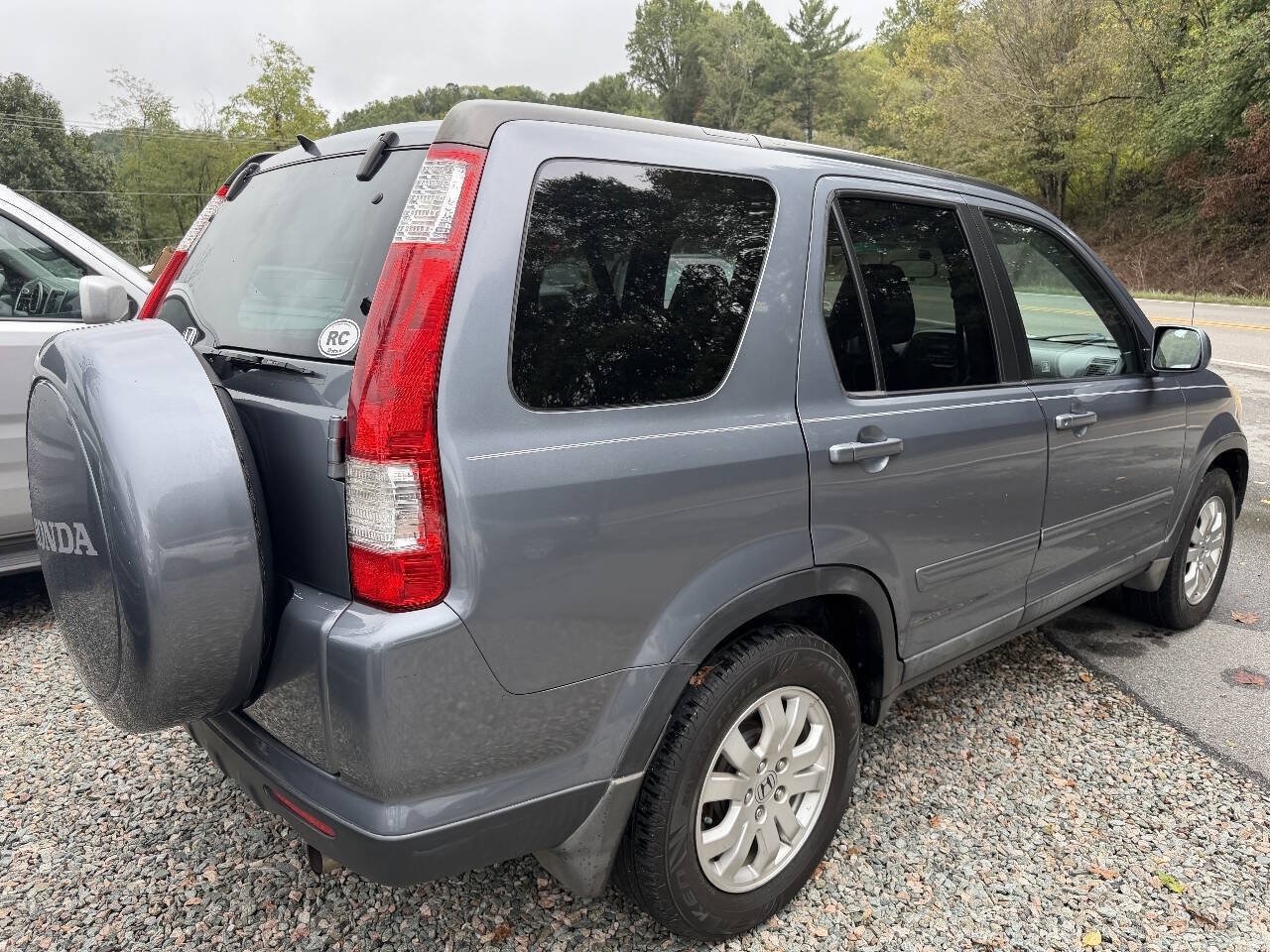 Used 2005 Honda CR-V SE image 8