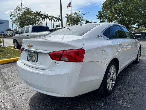 Used 2016 Chevrolet Impala LT FWD image 4