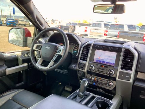 Used 2020 Ford F150 Lariat w/ Equipment Group 502A Luxury AWD/4WD image 37