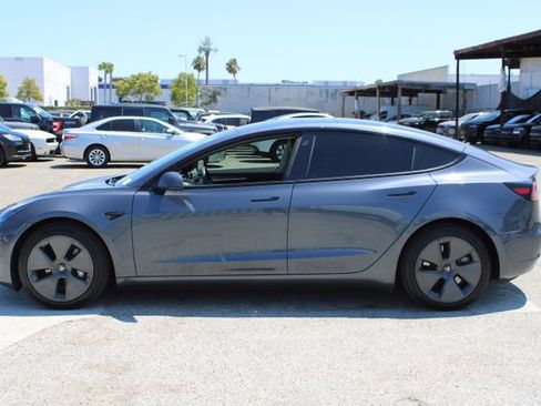 Used 2023 Tesla Model 3 Standard Range RWD image 7