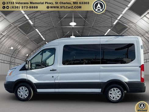 Used 2017 Ford Transit 150 XLT image 6