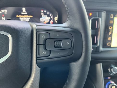 Used 2024 GMC Yukon Denali w/ Denali Reserve Package AWD/4WD image 30