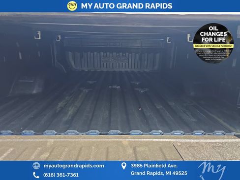 Used 2024 Chevrolet Silverado 3500 High Country w/ Technology Package AWD/4WD image 23