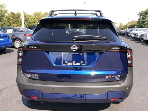 New 2026 Nissan Kicks SR w/ Cold Weather Package image 18