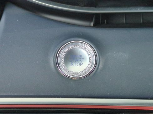Used 2022 Genesis GV70 3.5T Sport AWD/4WD image 34