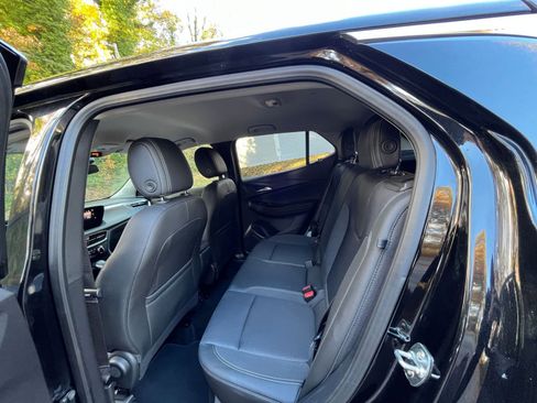 Used 2025 Buick Encore GX Preferred image 22