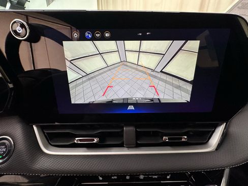 Certified 2025 Chevrolet Equinox LT w/ Convenience Package II FWD image 25