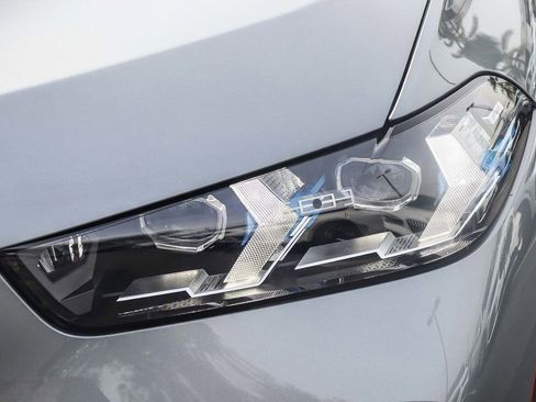 Used 2025 BMW X5 sDrive40i w/ Premium Package RWD image 11