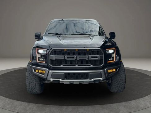 Used 2019 Ford F150 Raptor w/ Equipment Group 802A Luxury image 5
