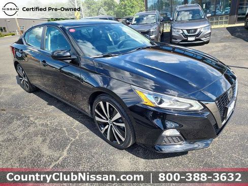 Certified 2022 Nissan Altima 2.5 SR FWD image 2