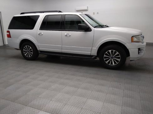 Used 2015 Ford Expedition EL XLT image 11