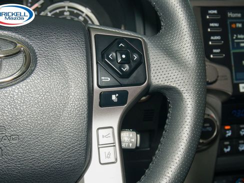 Used 2022 Toyota 4Runner Limited AWD/4WD image 35