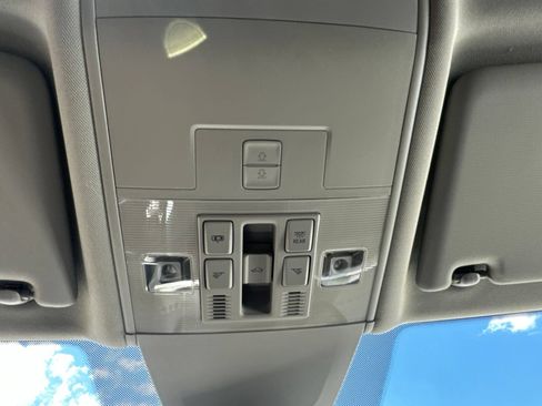 Certified 2023 Volkswagen Atlas SEL AWD/4WD image 84