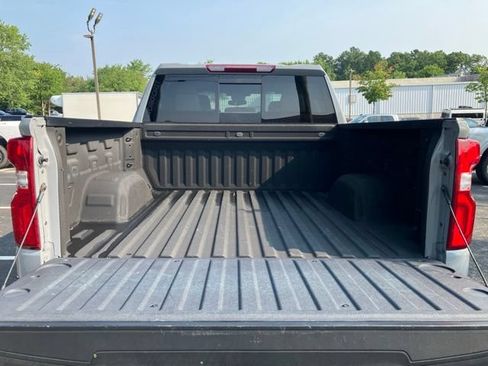 Used 2024 Chevrolet Silverado 1500 LT Trail Boss w/ Convenience Package II AWD/4WD image 22