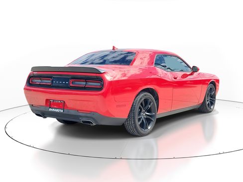 Used 2017 Dodge Challenger SXT Plus image 6