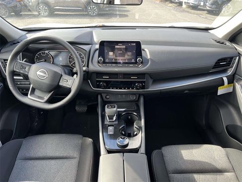 New 2026 Nissan Rogue SV w/ Cold Weather Package image 12