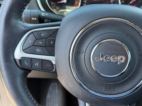 Used 2019 Jeep Compass Limited AWD/4WD image 15