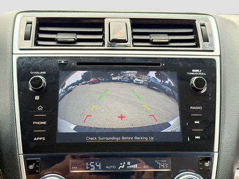 Used 2018 Subaru Outback 2.5i Limited image 30