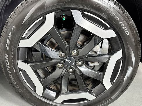 Used 2024 Kia Telluride S w/ S Sunroof Package image 37