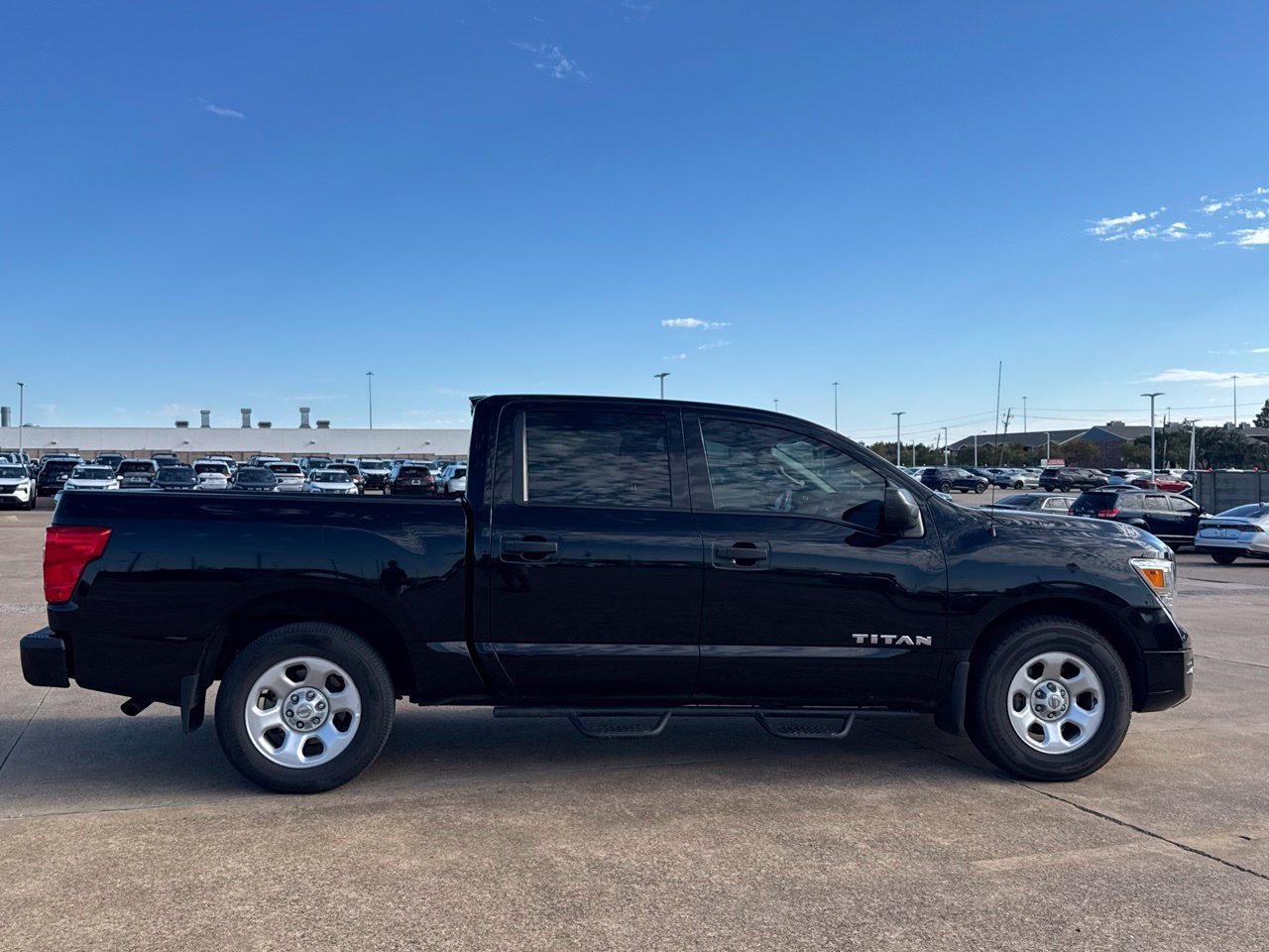 Used 2021 Nissan Titan S w/ S Utility Package RWD image 34