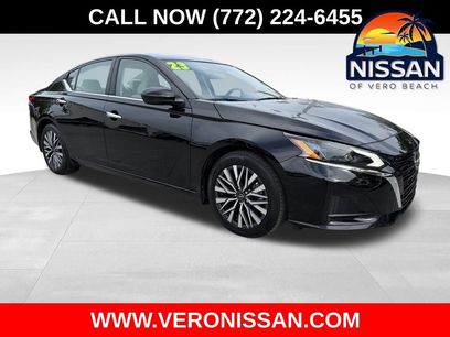 Used 2023 Nissan Altima 2.5 SV