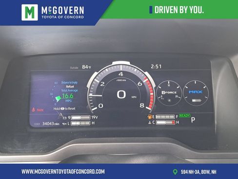 Used 2023 Toyota Tundra Platinum AWD/4WD image 39