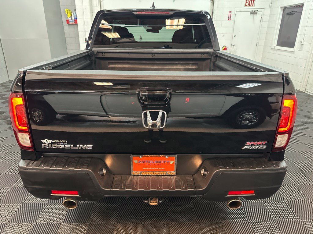 Used 2023 Honda Ridgeline Sport image 8